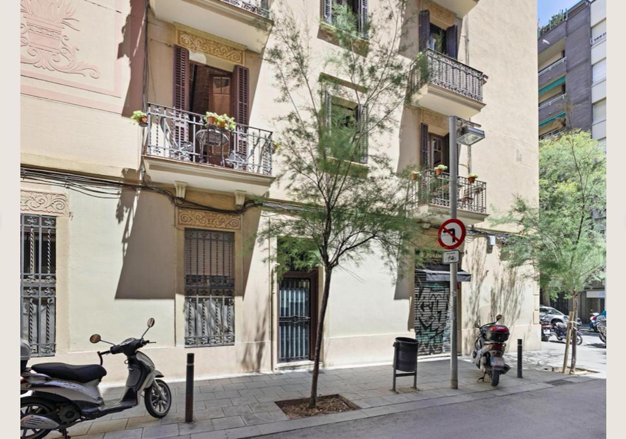 Great Apartment In Sagrada Familia With Balcony Barcelona Eksteriør bilde